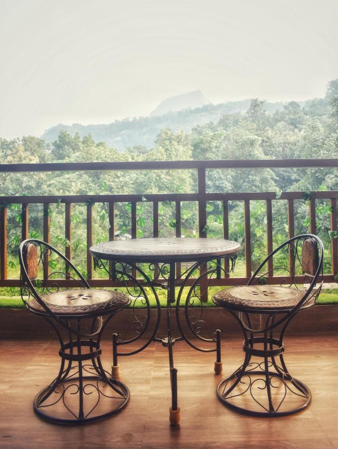 Mountainview Paradise - Cozy 1Bhk Amidst Mountains Karjat Kültér fotó