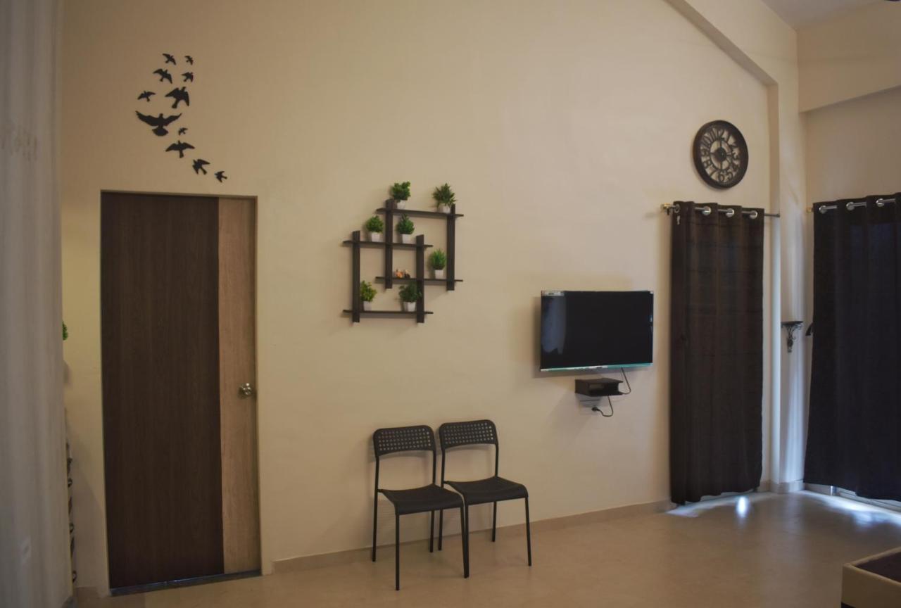Mountainview Paradise - Cozy 1Bhk Amidst Mountains Karjat Kültér fotó
